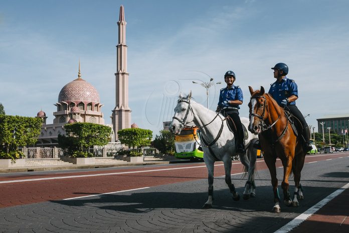 Pasukan Unit Berkuda Putrajaya